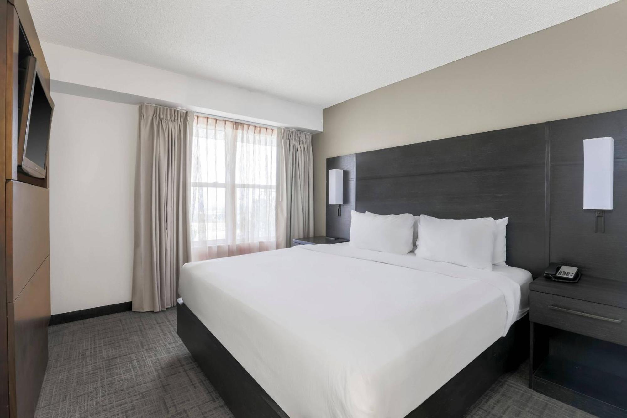 By Marriott Denver Golden/red Rocks 3*